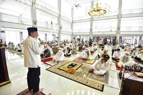Resmikan Pembangunan Masjid Al-Musabbihin, Gubernur Berpesan Harus Sejalan dengan Peningkatan Ibadah